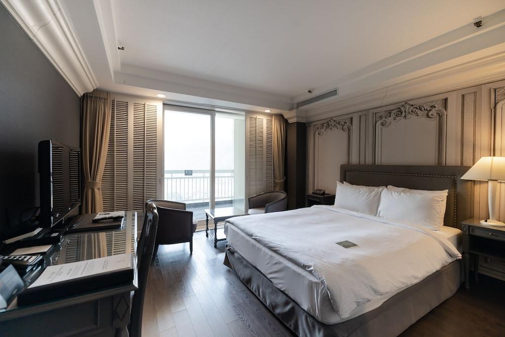 Kensington Hotel Пхёнчхан Экстерьер фото