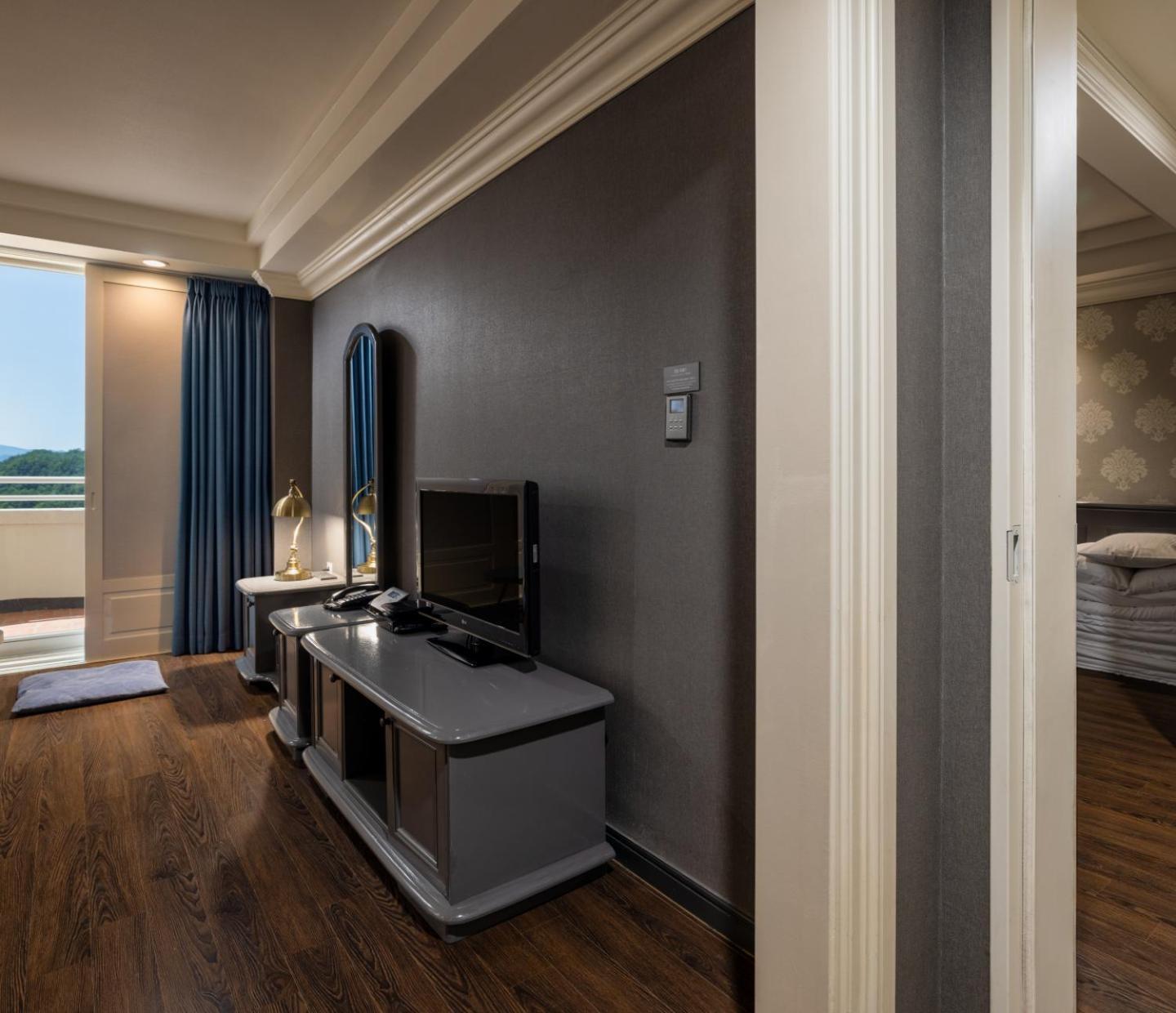 Kensington Hotel Пхёнчхан Экстерьер фото